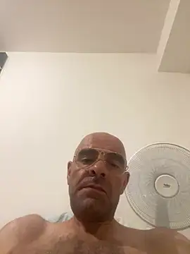 slim1976006 online show from July 14, 2:05 am