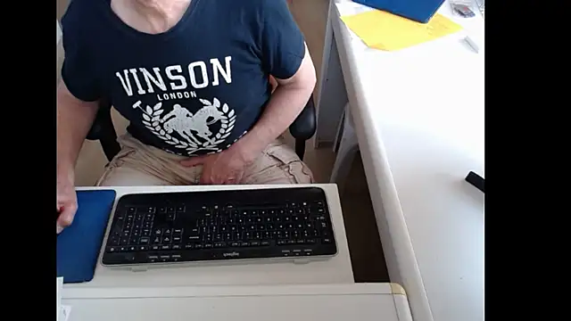 dutchpornking online show from May 28, 6:11 am