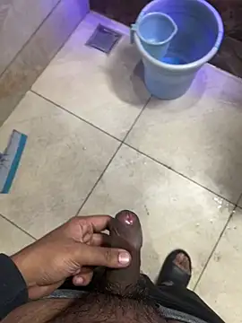 luciferdxm5 online show from December 23, 6:22 am