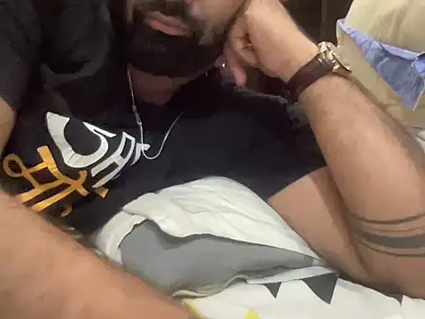 Snapshot of sameer2508mo chatting on October 28, 8:11 pm sameer2508mo online show from October 28, 8:11 pm