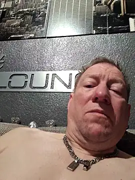 tomtom111111 online show from February 21, 5:30 am