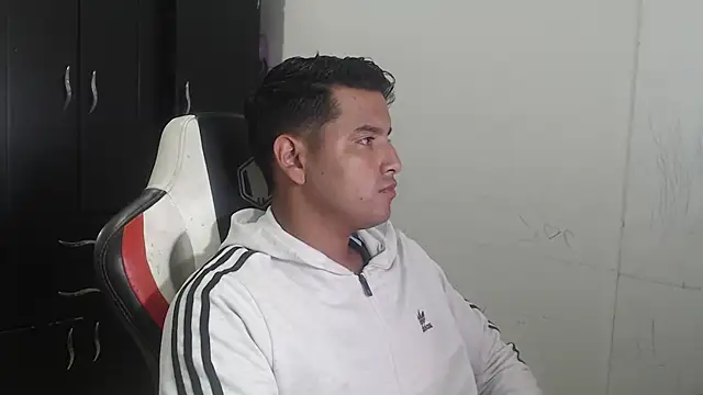 kylian 07 online show from January 12, 2:04 am