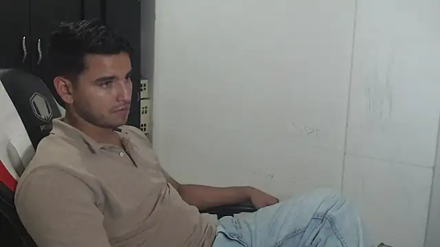 kylian 07 online show from December 4, 3:13 am