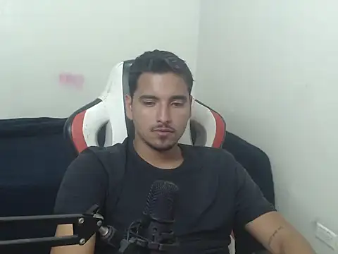 kylian 07 online show from July 17, 3:03 am