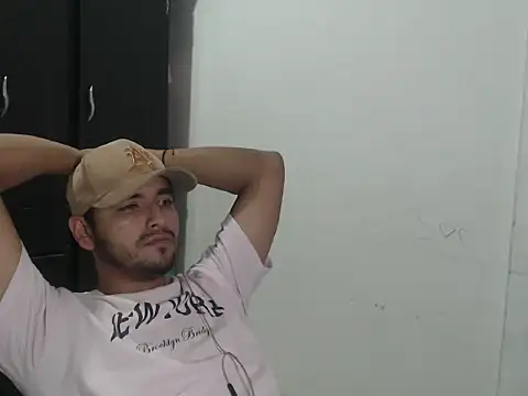 kylian 07 online show from November 6, 2:25 am