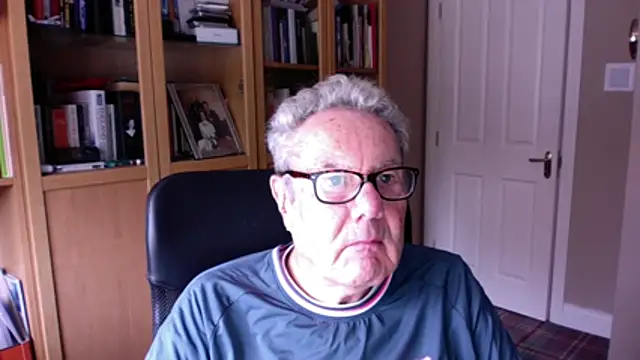 Snapshot of Oldpistolpete chatting on October 16, 12:46 pm Oldpistolpete online show from October 16, 12:46 pm