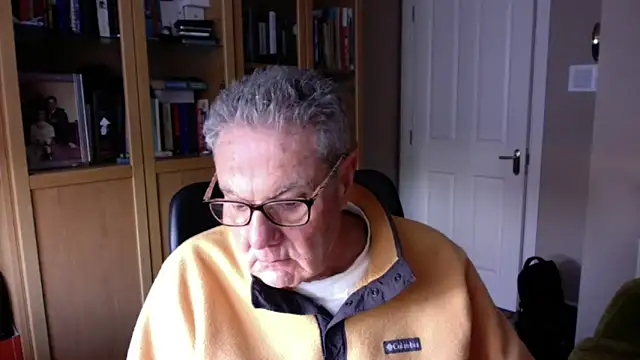 Snapshot of Oldpistolpete chatting on January 16, 10:21 am Oldpistolpete online show from January 16, 10:21 am