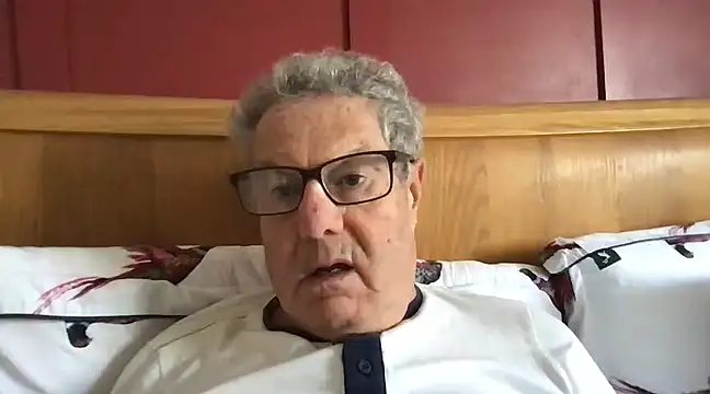 Snapshot of Oldpistolpete chatting on March 10, 9:23 am Oldpistolpete online show from March 10, 9:23 am