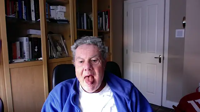 Snapshot of Oldpistolpete chatting on February 28, 9:25 am Oldpistolpete online show from February 28, 9:25 am