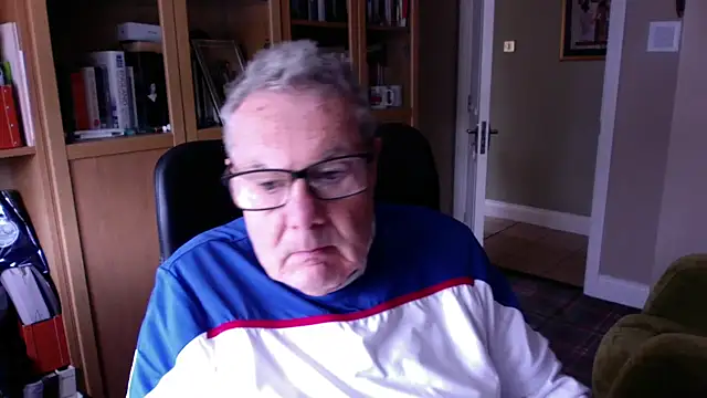 Snapshot of Oldpistolpete chatting on March 18, 9:56 am Oldpistolpete online show from March 18, 9:56 am