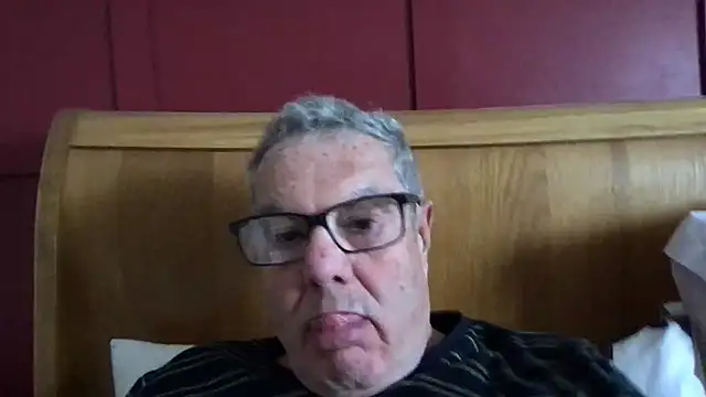 Snapshot of Oldpistolpete chatting on March 21, 9:45 am Oldpistolpete online show from March 21, 9:45 am