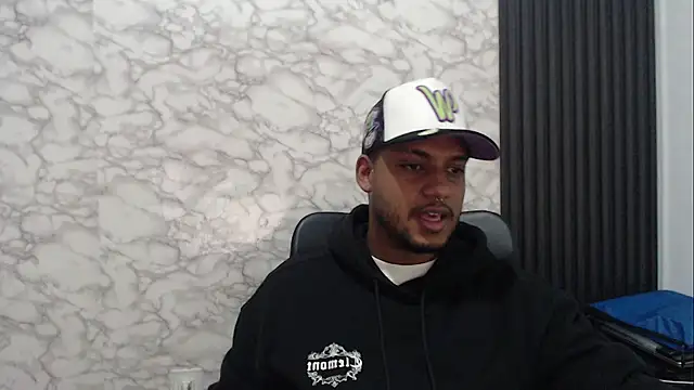 Sandro xxx online show from October 13, 12:22 pm