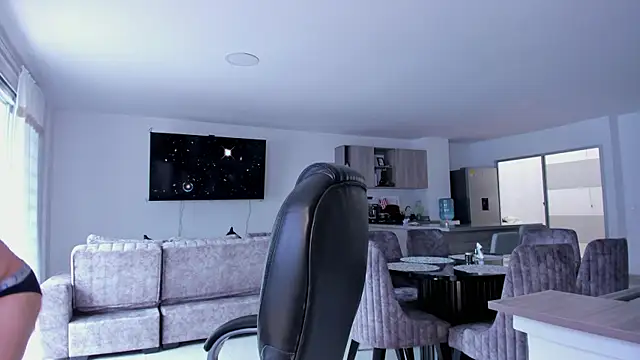 Frank Farrell online show from February 3, 8:35 pm