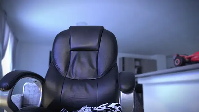 Frank Farrell online show from October 12, 6:57 pm