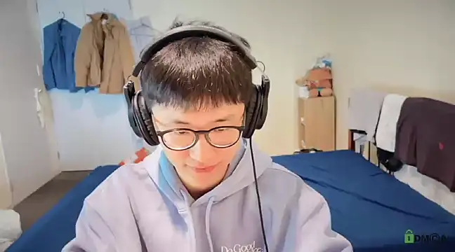 romeoisme   online show from December 18, 12:18 pm