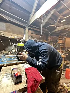 charactrzero online show from December 13, 1:04 am