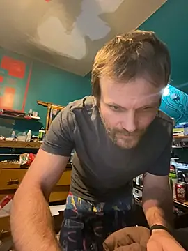 charactrzero online show from December 25, 3:49 pm