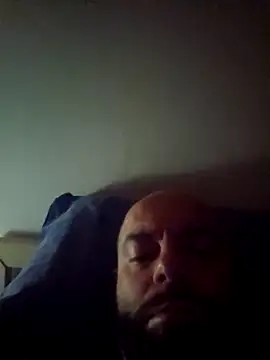 Snapshot of Dolceporco19 chatting on October 18, 11:31 pm Dolceporco19 online show from October 18, 11:31 pm