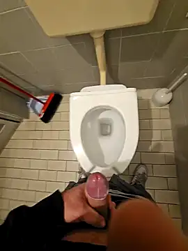 Snapshot of Dolceporco19 chatting on January 20, 4:34 pm Dolceporco19 online show from January 20, 4:34 pm