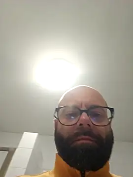 Snapshot of Dolceporco19 chatting on October 8, 4:33 pm Dolceporco19 online show from October 8, 4:33 pm