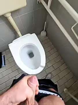 Snapshot of Dolceporco19 chatting on January 30, 9:36 am Dolceporco19 online show from January 30, 9:36 am