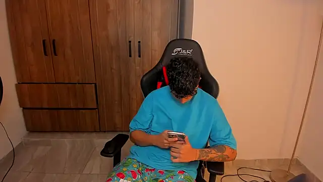 Snapshot of Jake_simons chatting on September 13, 1:06 am Jake simons online show from September 13, 1:06 am