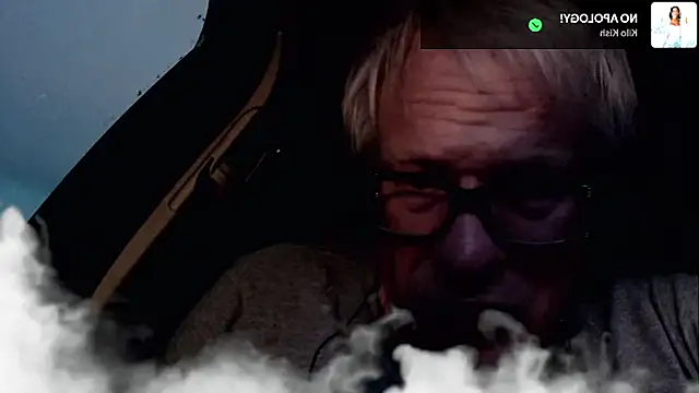 Snarfle82 online show from June 2, 4:13 am