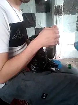 Wero4200 online show from April 2, 7:44 pm