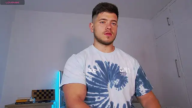 Arilas  online show from April 14, 7:19 am