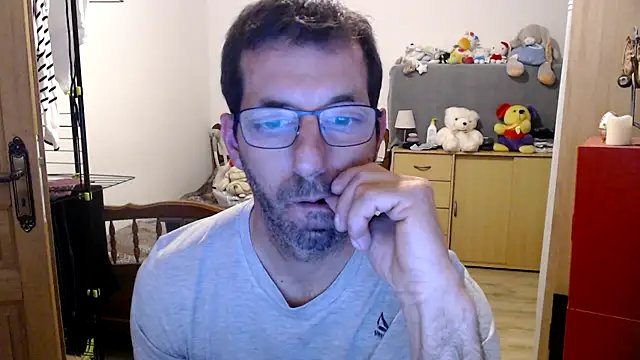 steph19x5 online show from March 7, 6:43 pm