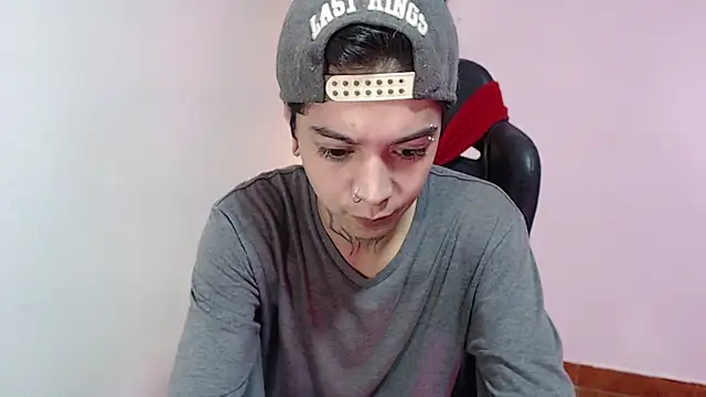 Snapshot of saad_man chatting on December 14, 10:24 am saad man online show from December 14, 10:24 am