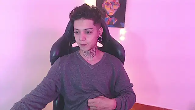 Snapshot of saad_man chatting on December 31, 4:06 am saad man online show from December 31, 4:06 am