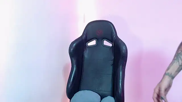 Snapshot of saad_man chatting on January 13, 8:04 pm saad man online show from January 13, 8:04 pm