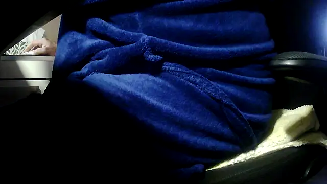 suedel65 online show from March 16, 5:44 am