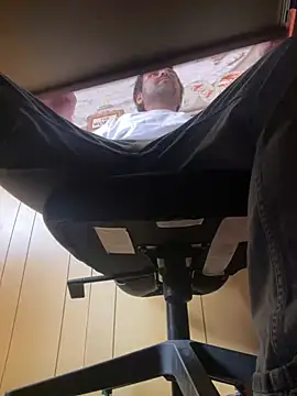 imyogi23 online show from December 28, 8:25 pm