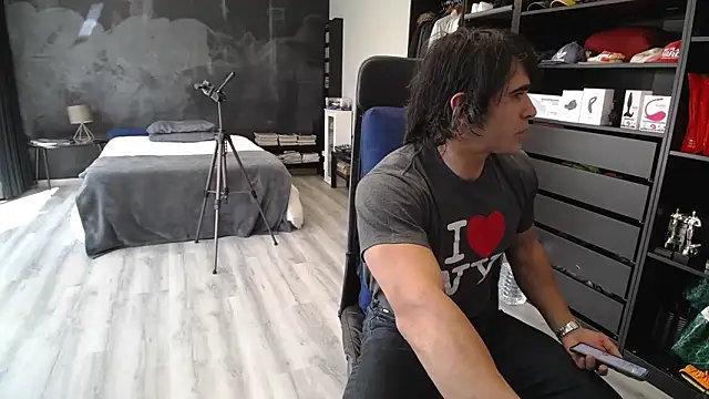 samricci21 online show from March 10, 1:06 pm