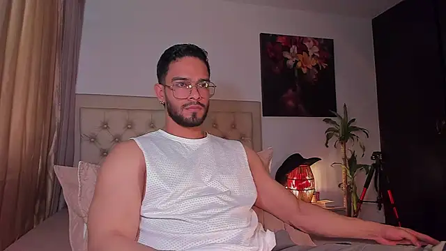 Snapshot of Josseph1_ chatting on March 22, 9:42 pm Josseph1  online show from March 22, 9:42 pm