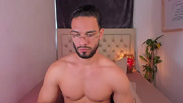 Snapshot of Josseph1_ chatting on January 12, 8:25 pm Josseph1  online show from January 12, 8:25 pm
