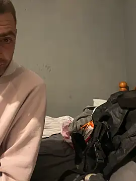 ThatGuyNextDoor1992 online show from September 16, 1:39 am