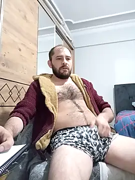 NiiiRvaNaa online show from October 3, 5:01 am