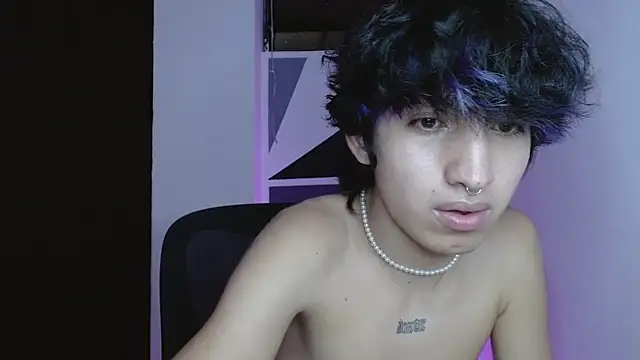 littlextreme online show from February 5, 6:42 am