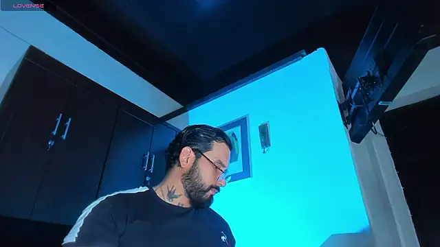 CamiloGray  online show from January 15, 3:03 pm