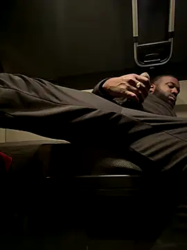 waakenda online show from November 25, 12:12 am