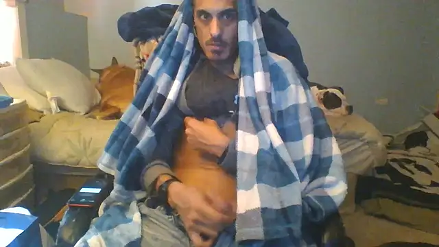 Snapshot of hottboyy45 chatting on February 28, 8:07 pm hottboyy45 online show from February 28, 8:07 pm