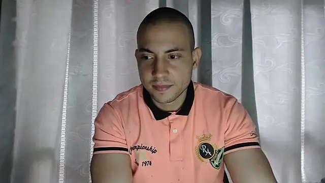 Armando 2002 online show from September 30, 6:33 pm