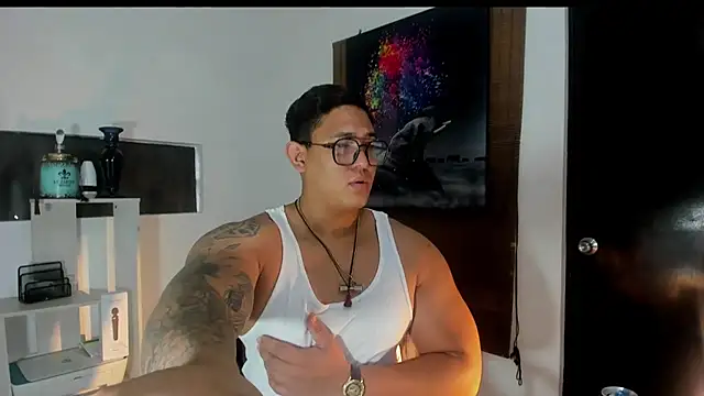 Colton Massif online show from January 25, 12:16 pm