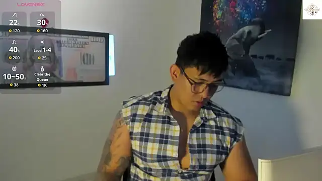 Colton Massif online show from October 27, 9:50 pm