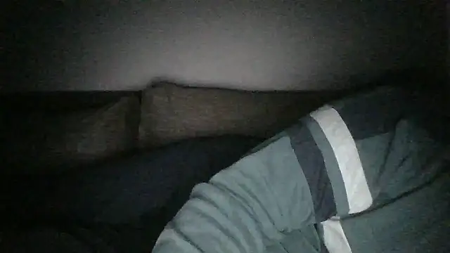 Snapshot of Anderrust chatting on February 25, 11:11 pm Anderrust online show from February 25, 11:11 pm