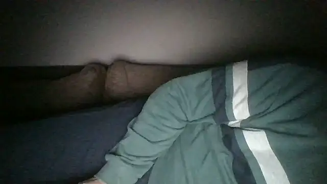 Snapshot of Anderrust chatting on January 2, 11:38 pm Anderrust online show from January 2, 11:38 pm