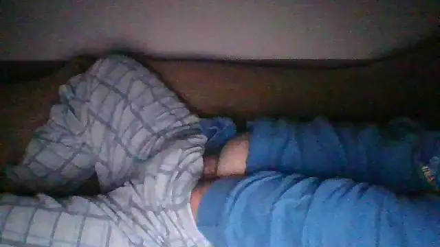 Snapshot of Anderrust chatting on December 7, 11:34 pm Anderrust online show from December 7, 11:34 pm